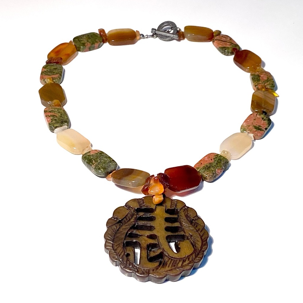 Carved Asian Medallion Necklace w/ Gemstone Beads - Picture 3 of 16